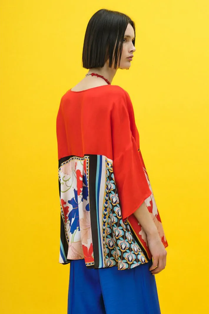 Access Fashion 2161 Red V-Neck Contrast Print Blouse