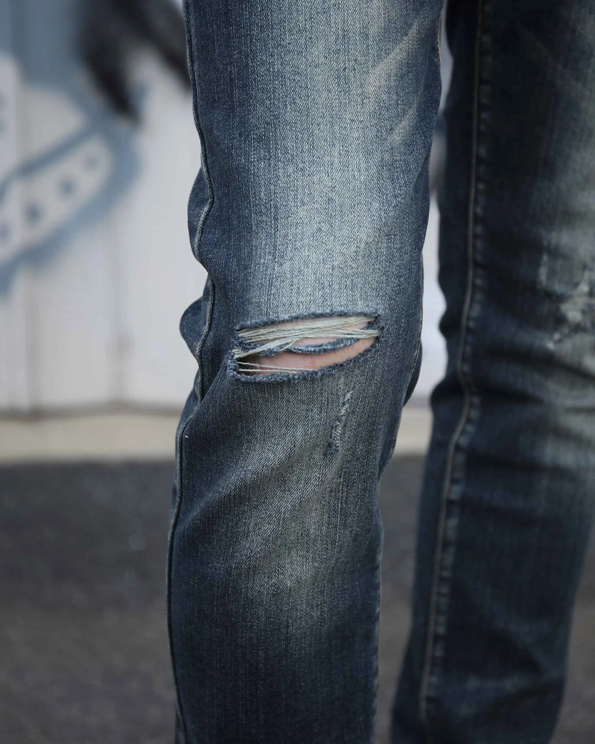 Classic Slim Fit Blue Jeans with Ripped Accents-Mexico Local Delivery
