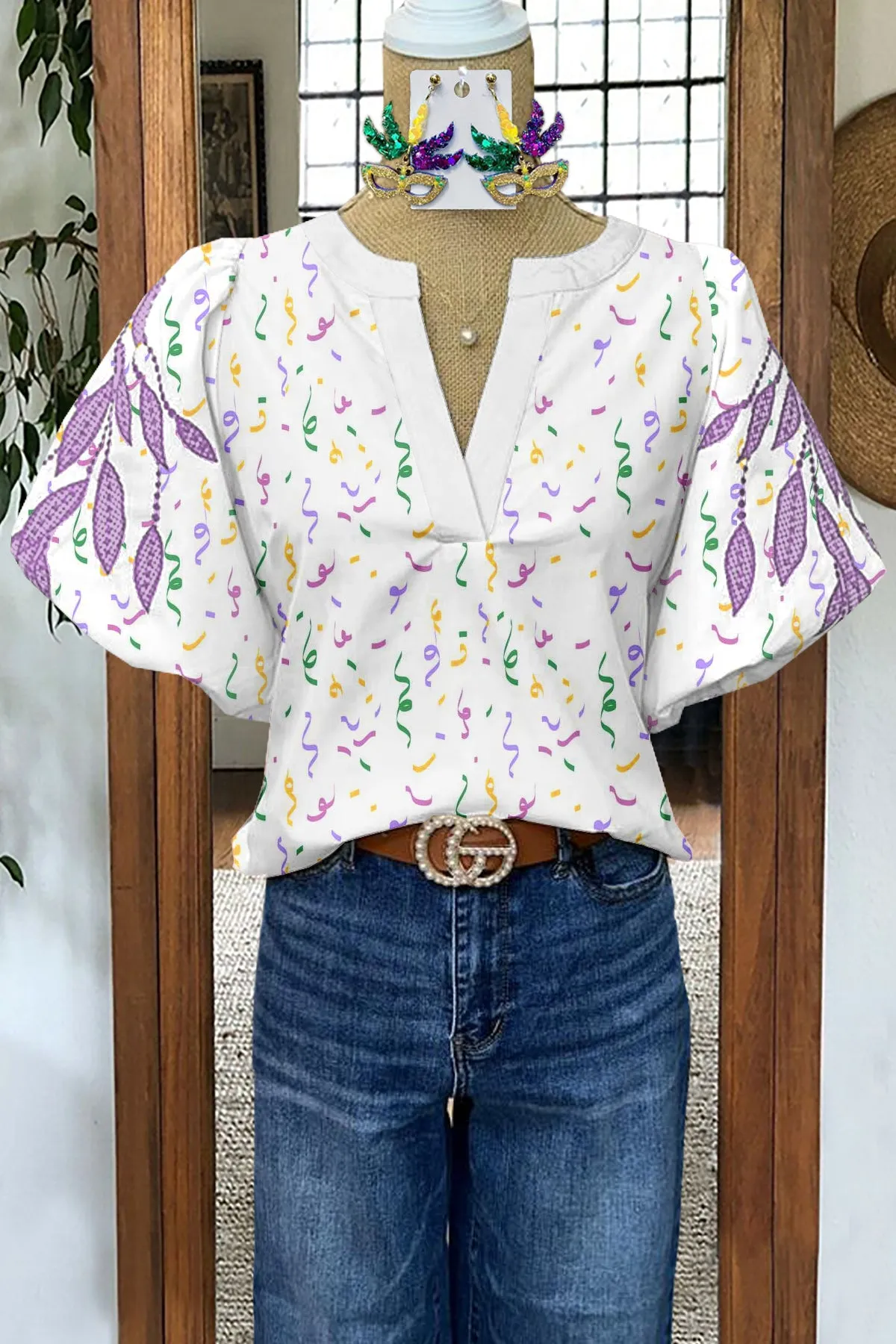Fresh Mardi Gras Print Puff Sleeve Blouse