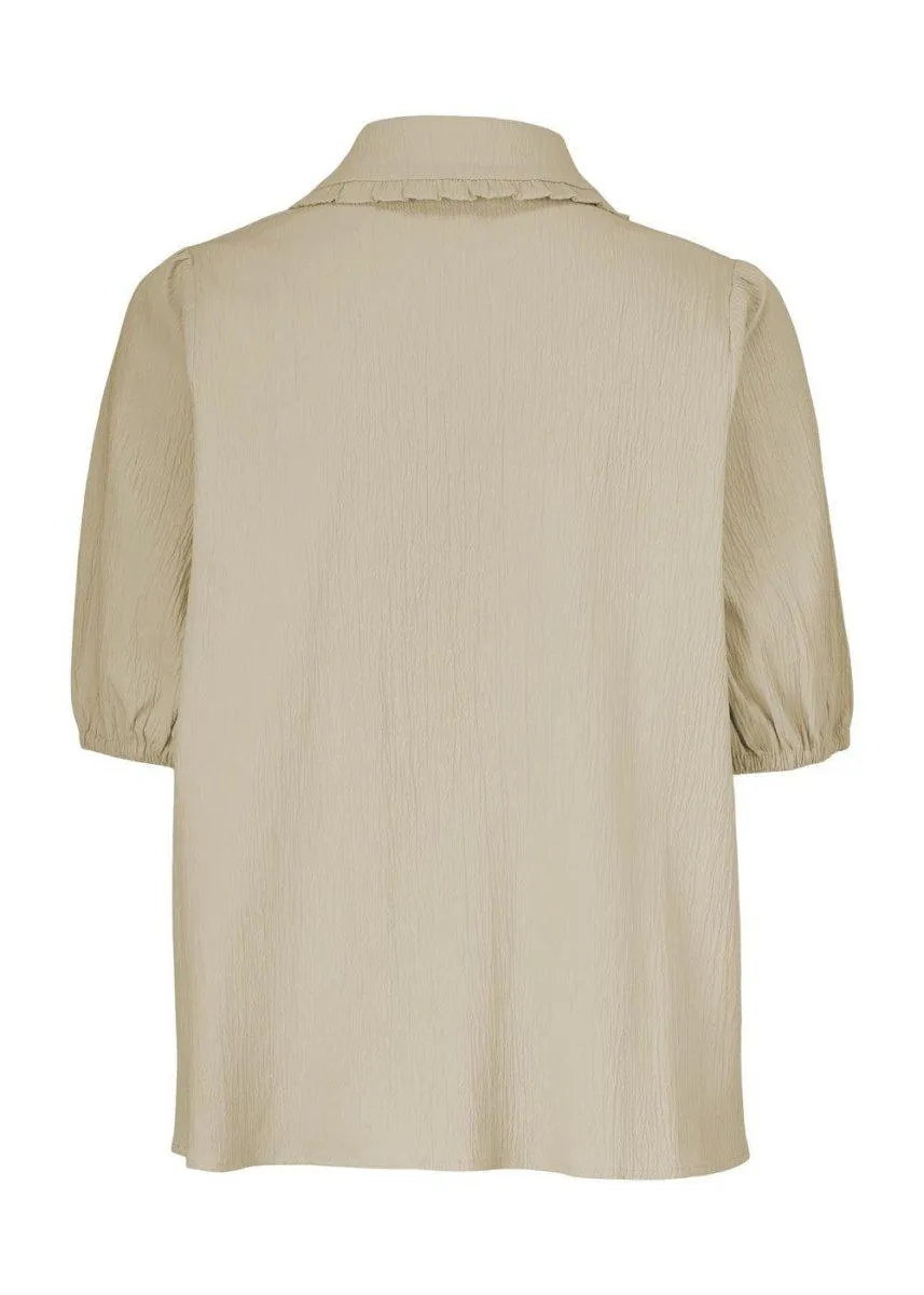 IshaMD shirt - Powder Sand
