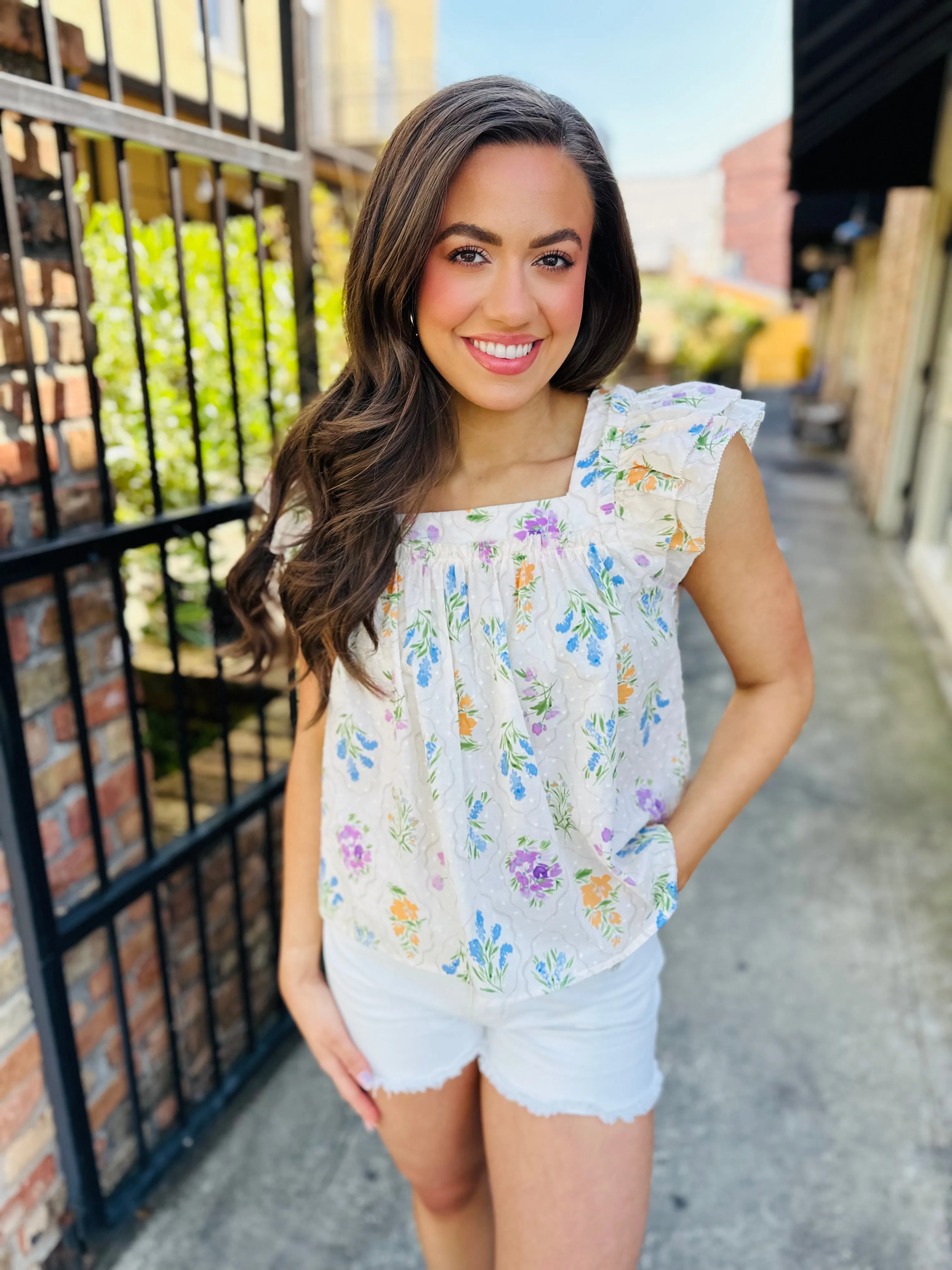 Lee Floral Flutter Top- Cream Floral