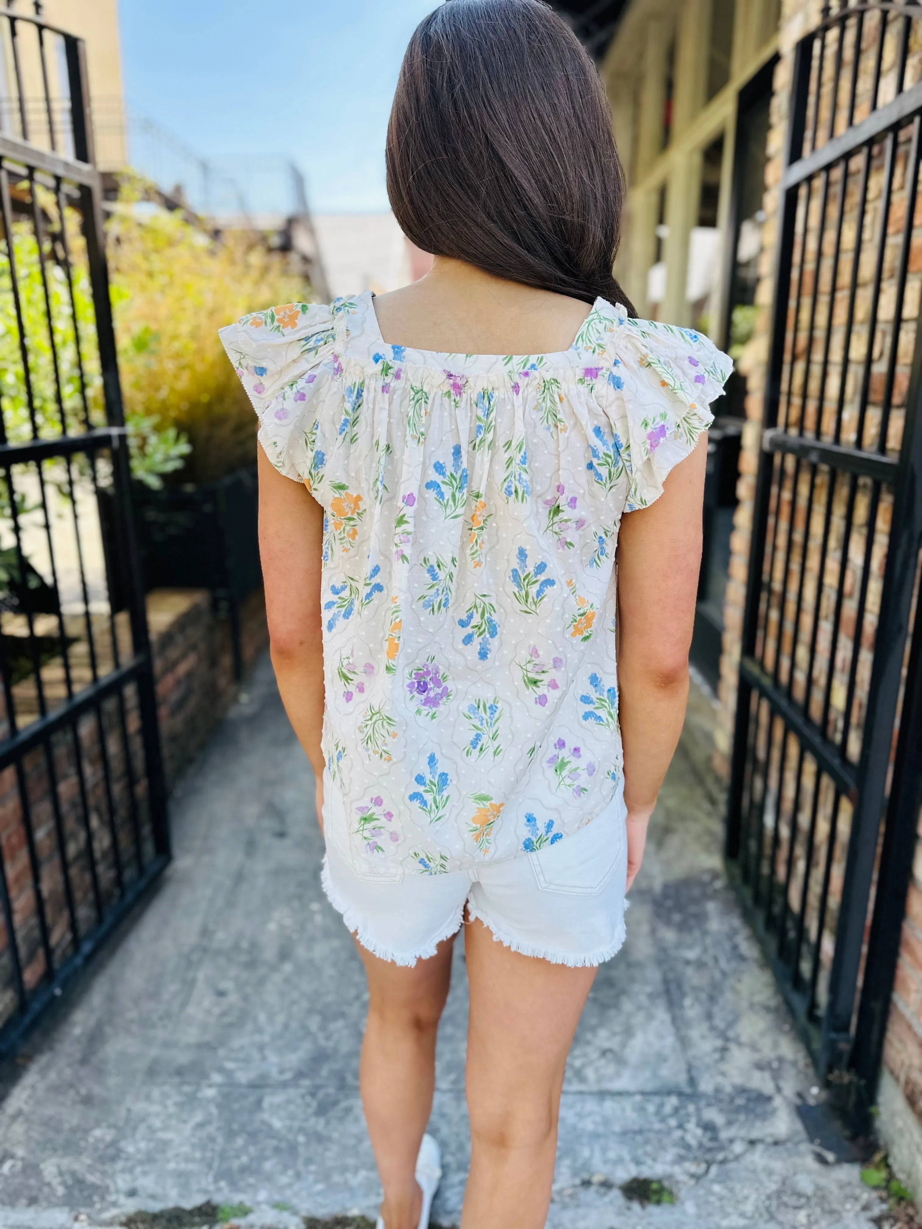 Lee Floral Flutter Top- Cream Floral