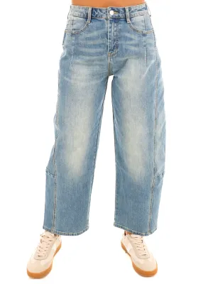 Loose Fit Barrel Jeans