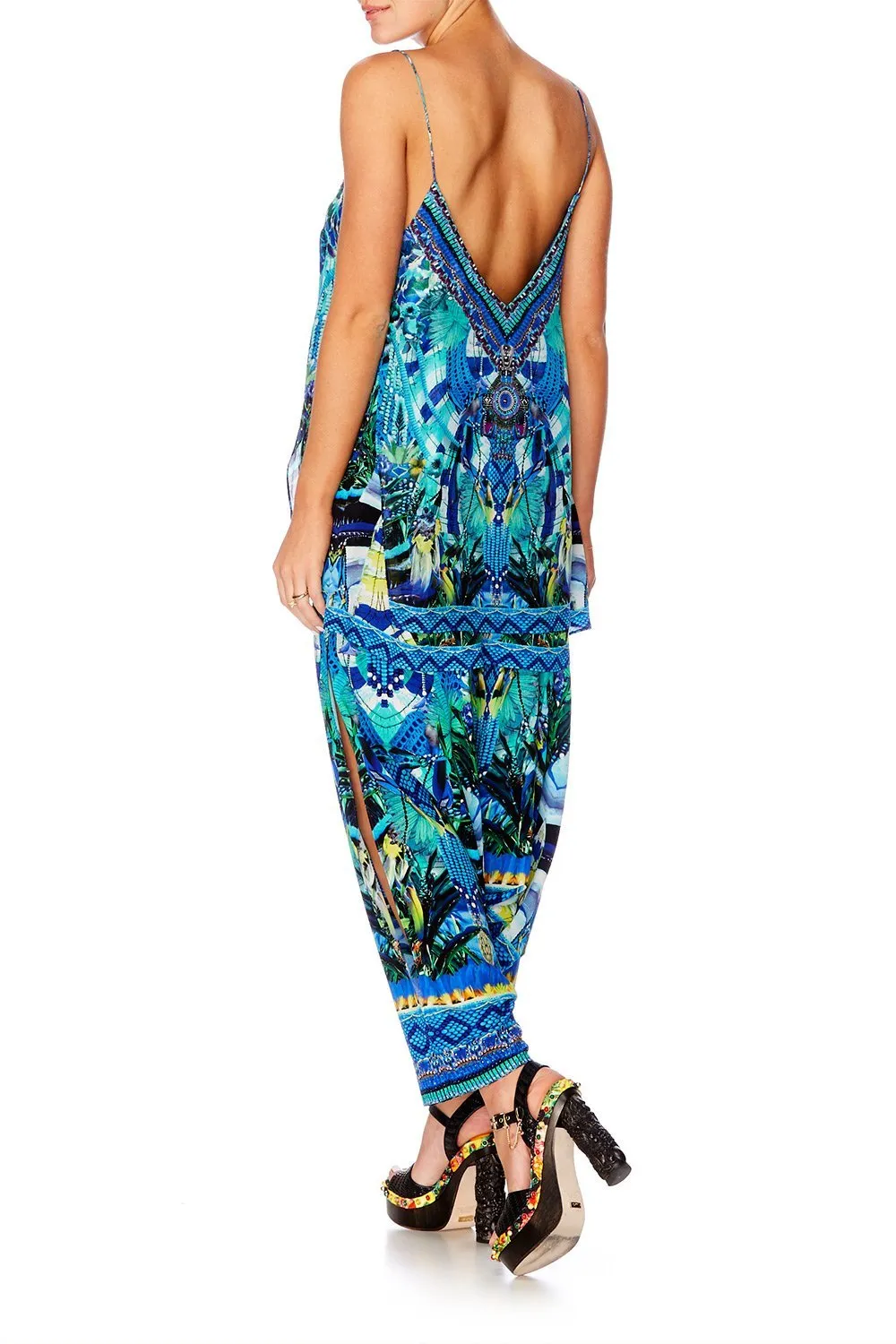 MULTI LAYER V NECK TOP AMAZON AZURE