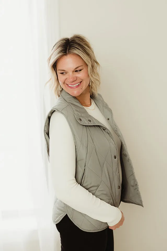 Snap Button Quilted Puffer Vest