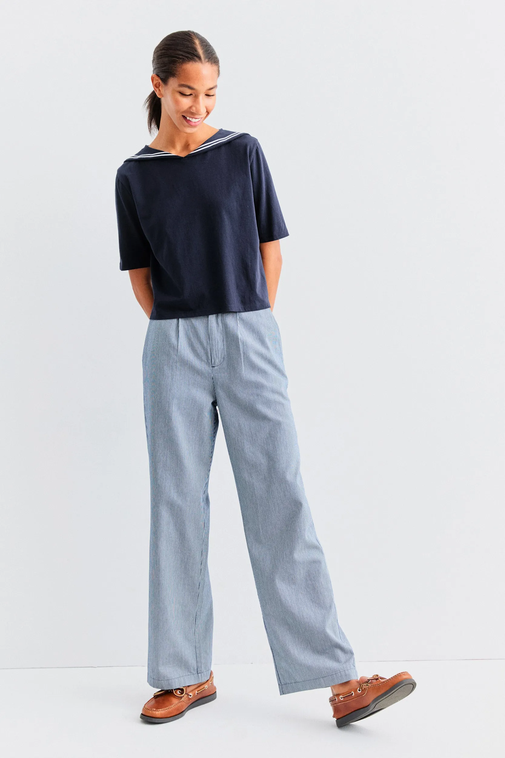 The Grable - White/Navy