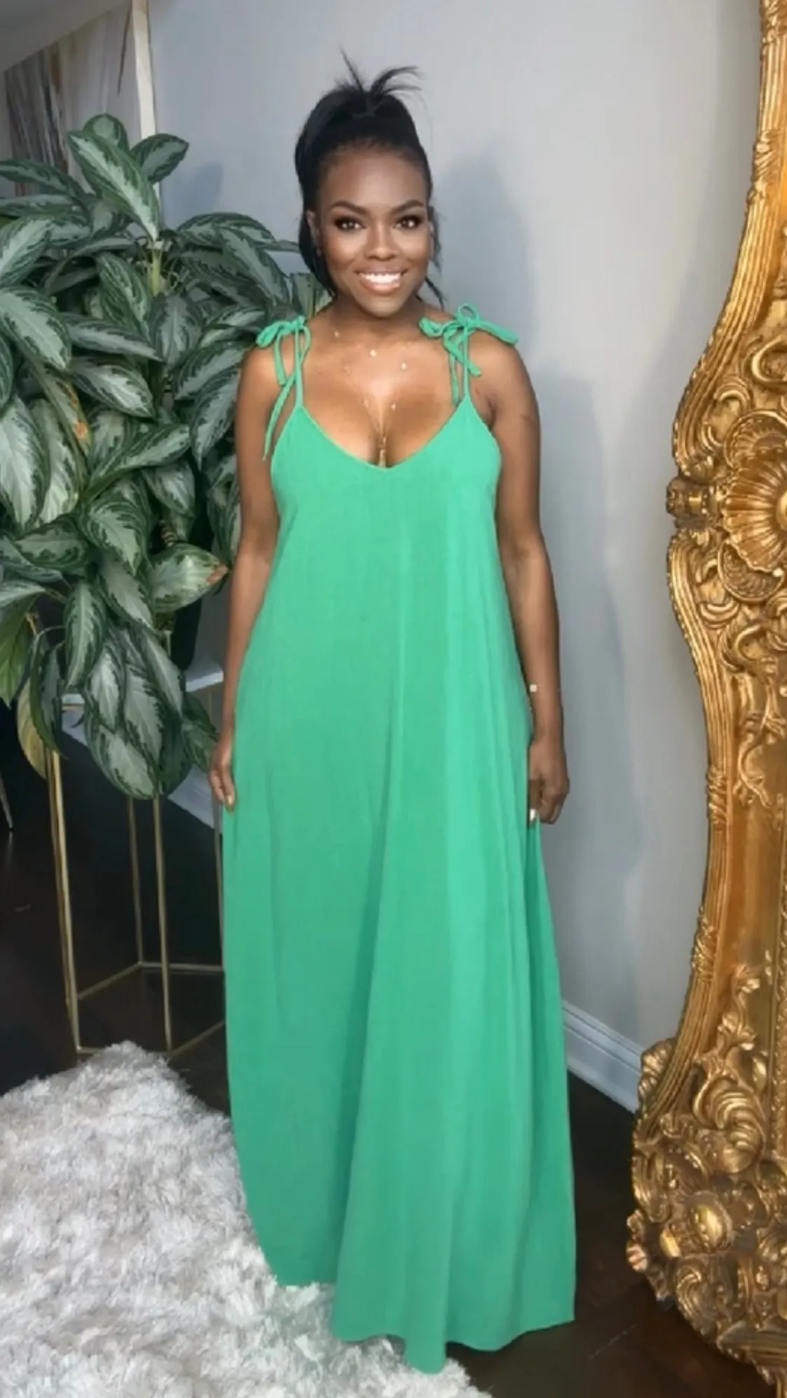 V-Neck Maxi Dress - Kelly Green