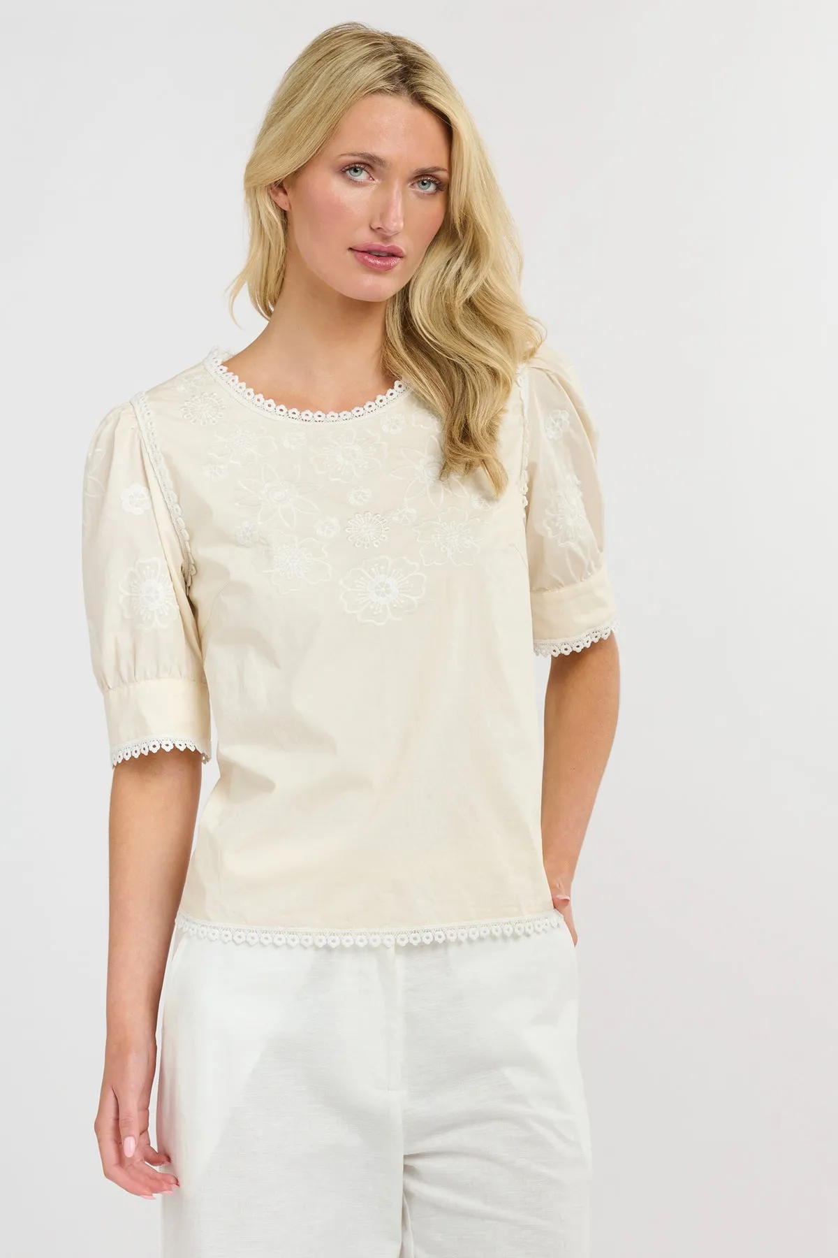 Willow Blouse Almond White