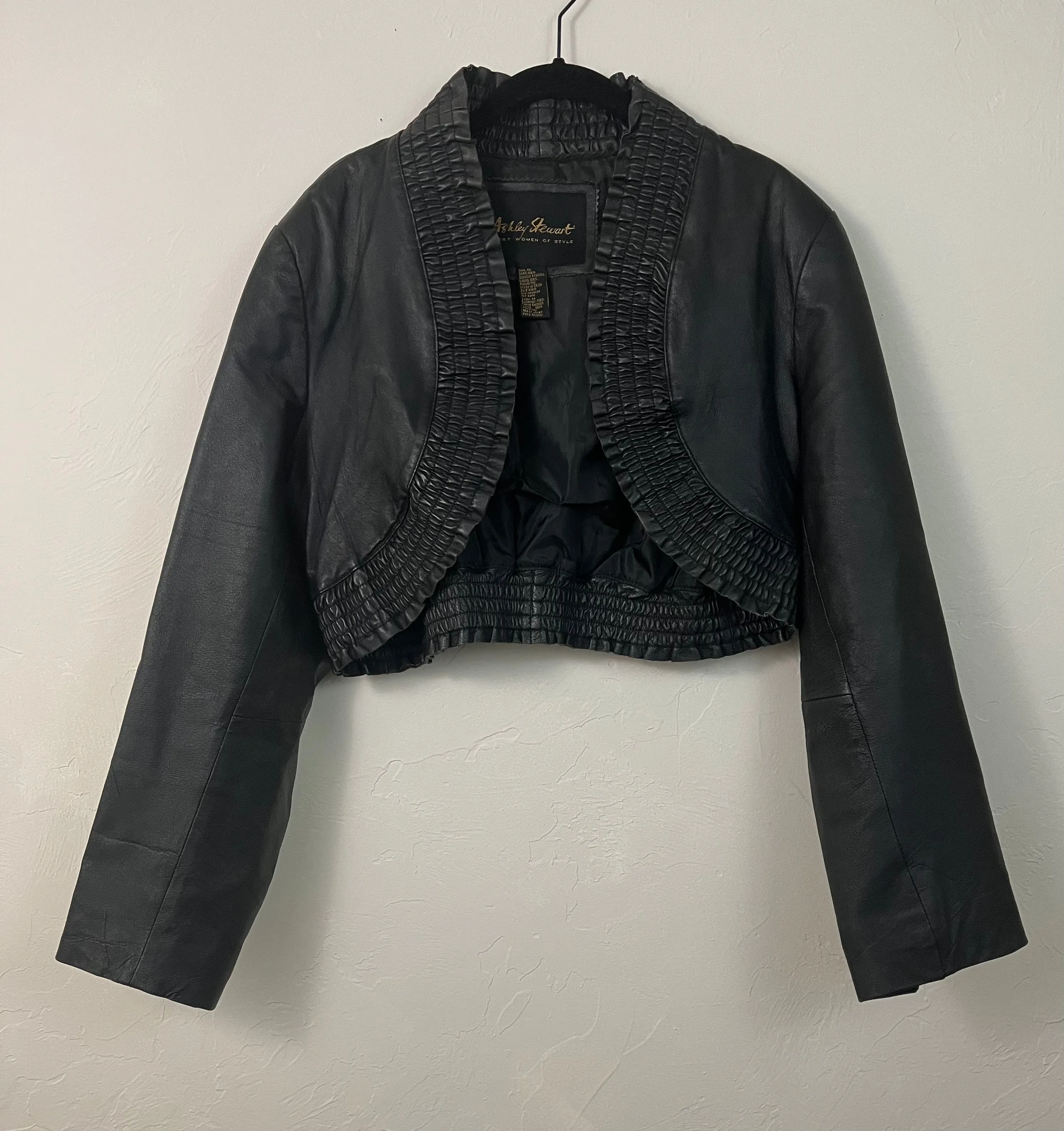 Women of style leather crop motto