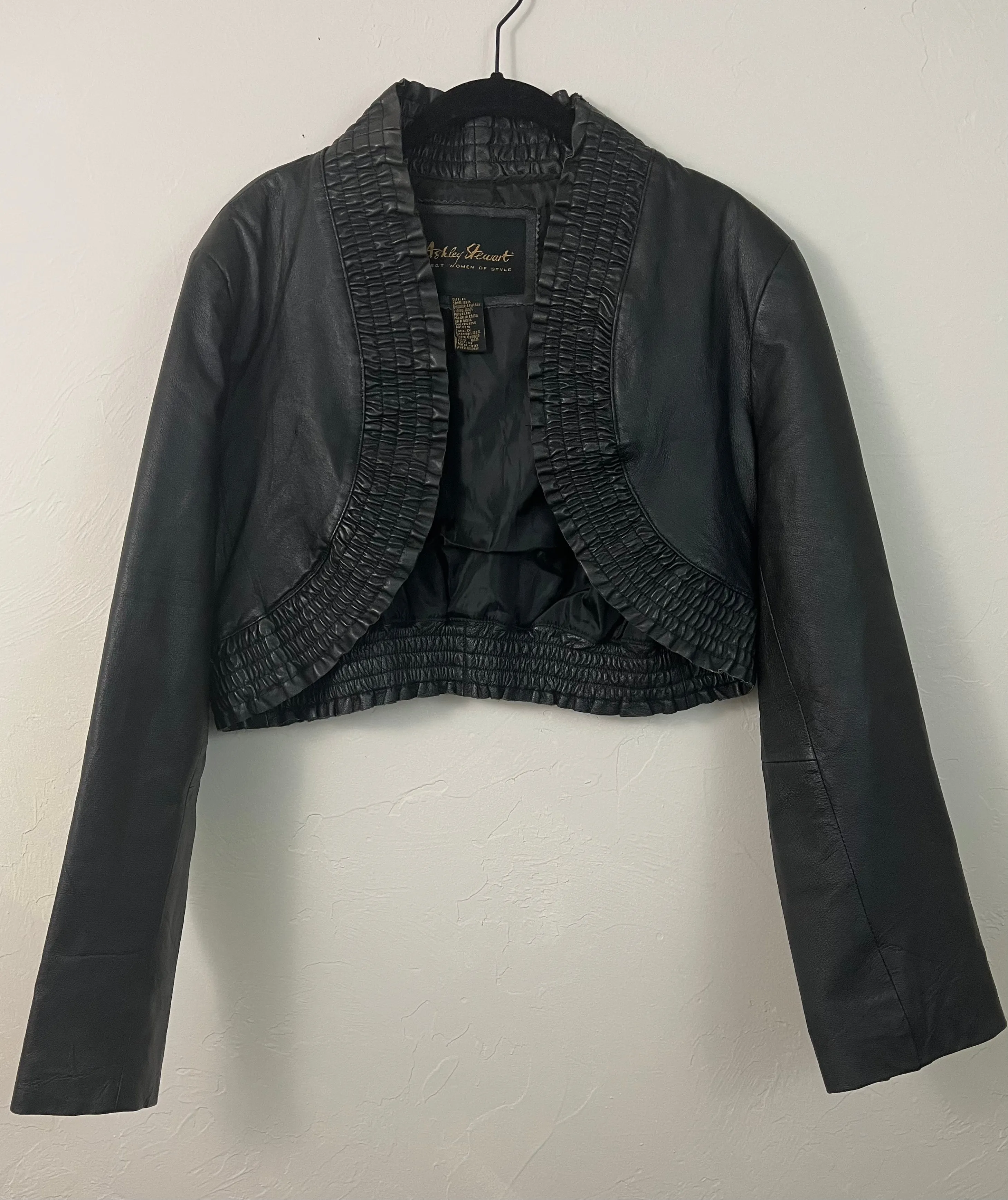 Women of style leather crop motto